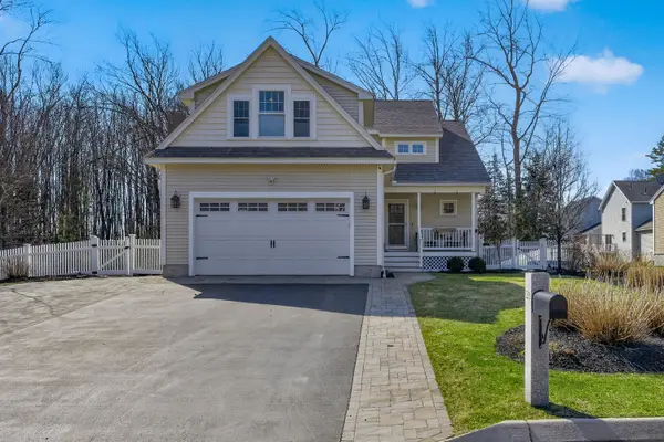 28 Elmwood Avenue, Scarborough, ME 04074