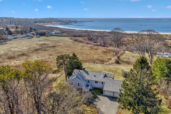 32 Bowery Beach Road, Cape Elizabeth, ME 04107