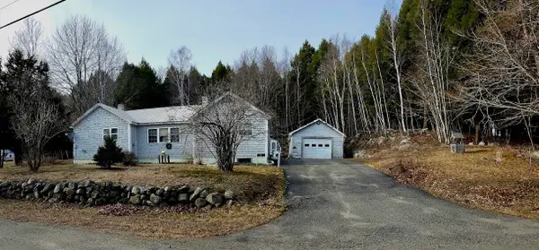 22 Horseshoe Road, Medway, ME 04460