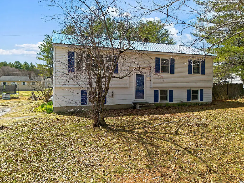 11 Kingman Street, Fairfield, ME 04937 - #1