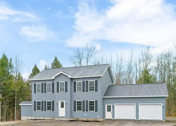 27 Pleasant Road, Sidney, ME 04330