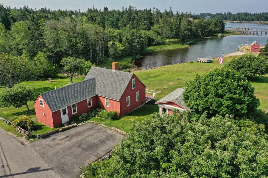129 E Boston Road, Vinalhaven, ME 04863 - #2