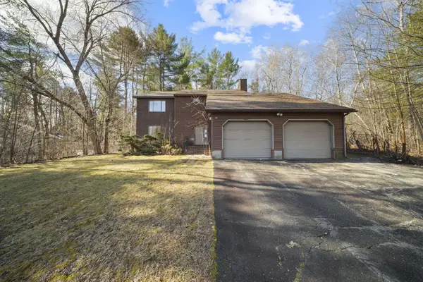 3 Winterhaven Drive, Orono, ME 04473