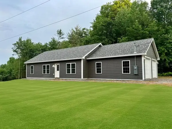 13 Glenview Drive, Sabattus, ME 04280