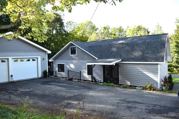 1 Lane Hill Road, Lincoln, ME 04457