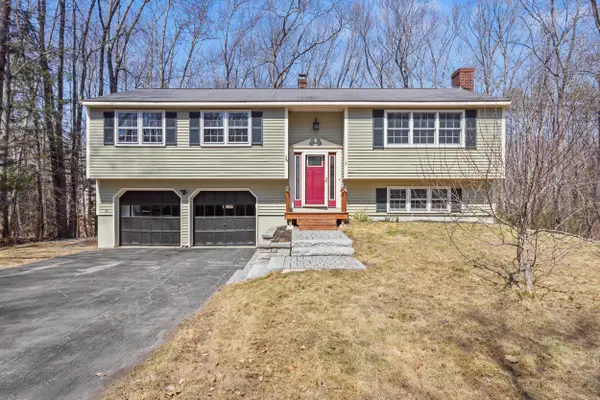 2 Birchcroff Lane, Saco, ME 04072