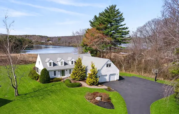 15 Thunder Road, Saco, ME 04072