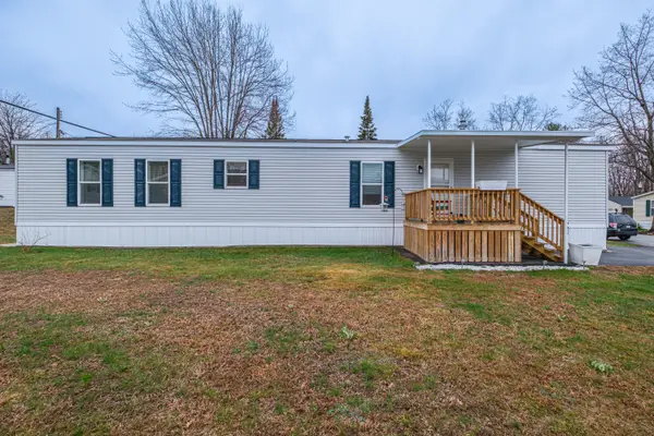23 Kapote Drive, Norway, ME 04268