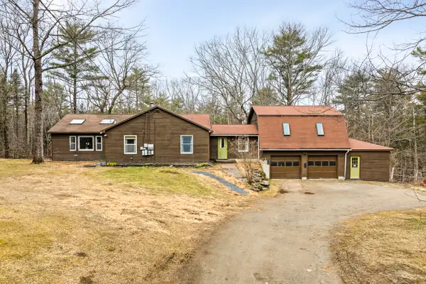 94 Station Road, Newcastle, ME 04553