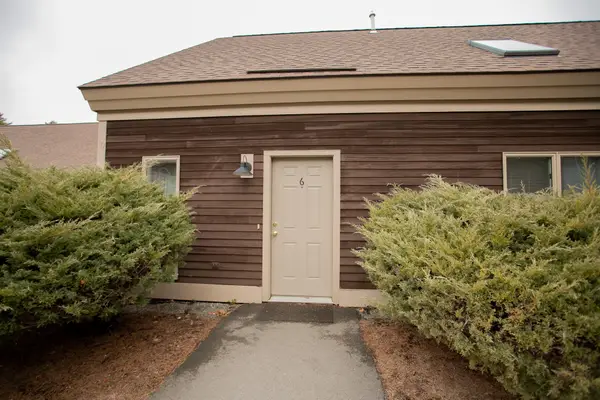 10 Hubbard Farms Road #6, Orono, ME 04473