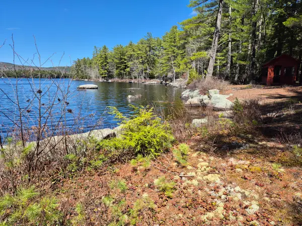 22 Castle View Lane, Belgrade, ME 04917
