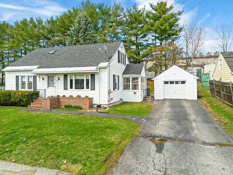 7 Collette Street, Waterville, ME 04901 - #3