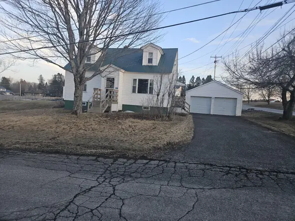 18 Vernon Avenue, Limestone, ME 04750