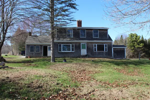 137 Clark Road, Prospect, ME 04981