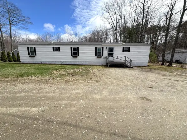 65 Amys Circle, Dresden, ME 04342