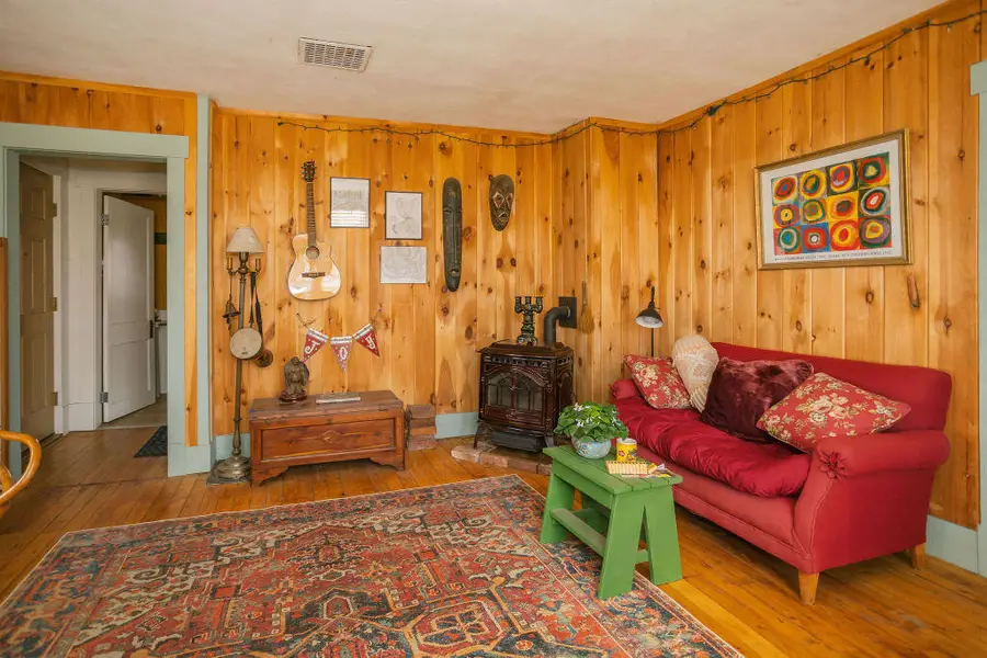 140 Maple Avenue, Farmington, ME 04938 - #3