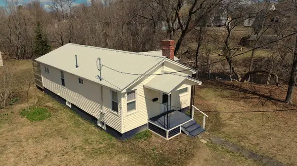 13 Green Street, Houlton, ME 04730