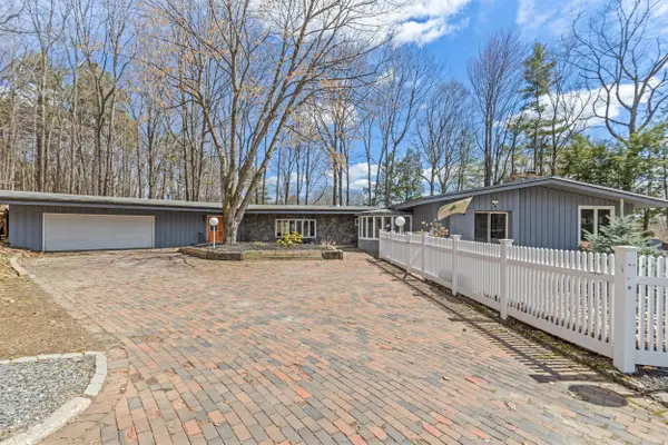 7 Bayberry Lane, Lewiston, ME 04240