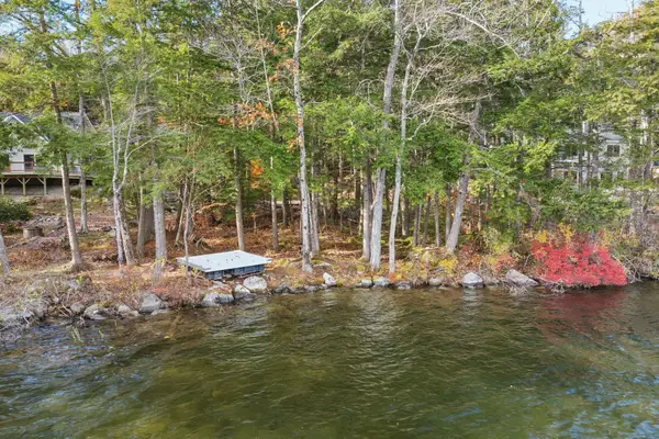 89 Valhalla Lane, Norway, ME 04268