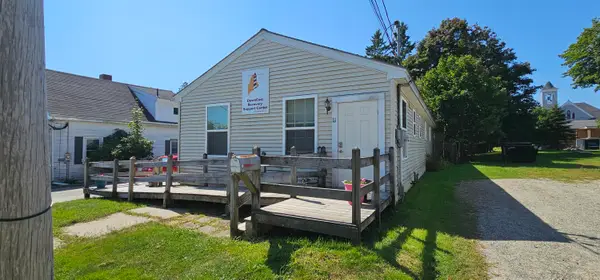 11 Free Street, Machias, ME 04654