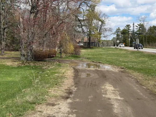 625 Bath Road, Wiscasset, ME 04578