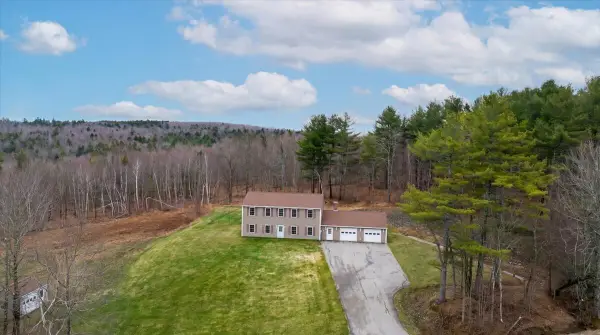 246 Carrs Corner Road, Palermo, ME 04354
