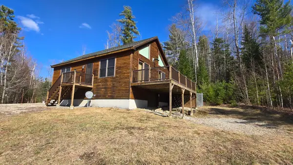 19 Tower Road, Roxbury, ME 04275