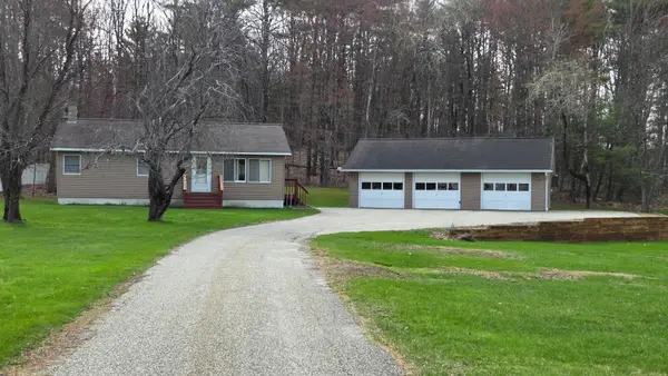 72 Alfred A Plourde Parkway, Lewiston, ME 04240