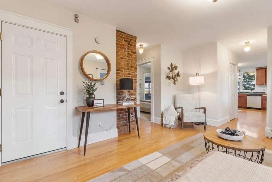 92 Salem Street #2, Portland, ME 04102 - #3