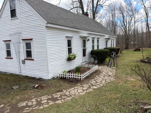1455 Washington Road, Waldoboro, ME 04572