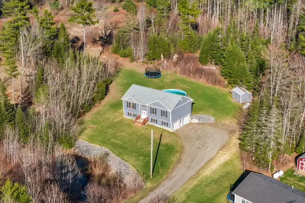 2016 Hemlock Drive, Hermon, ME 04401