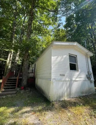 62 Squire Court, Winthrop, ME 04364