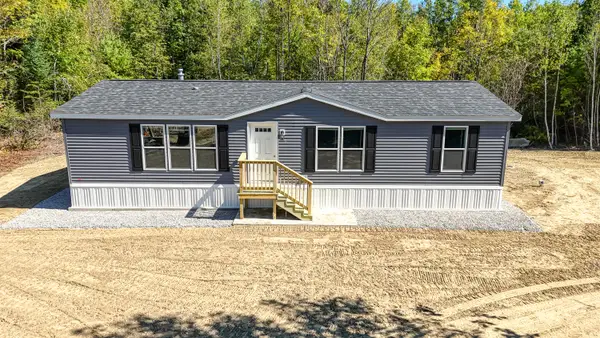 629 Russell Road, Madison, ME 04950
