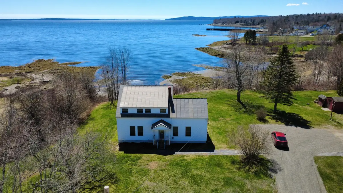 71 E Main Street, Searsport, ME 04974 - #1