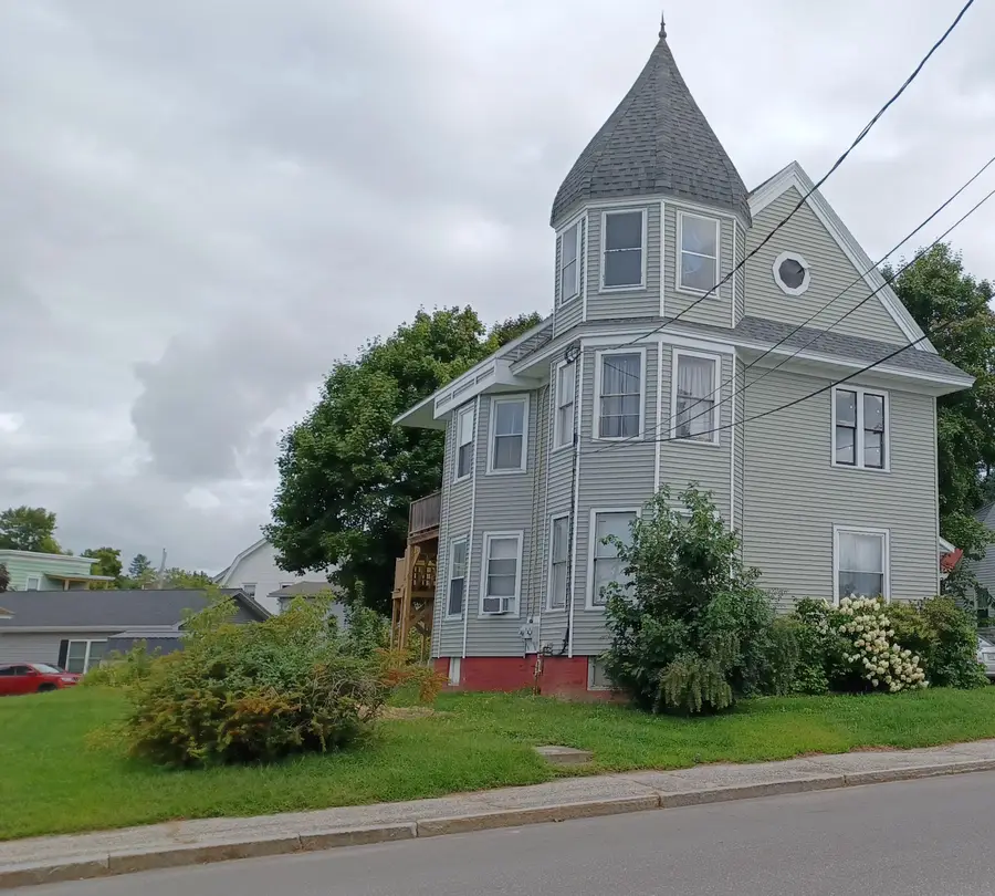146 Sabattus Street, Lewiston, ME 04240 - #2