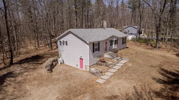 68 New Bridge Road, Lebanon, ME 04027