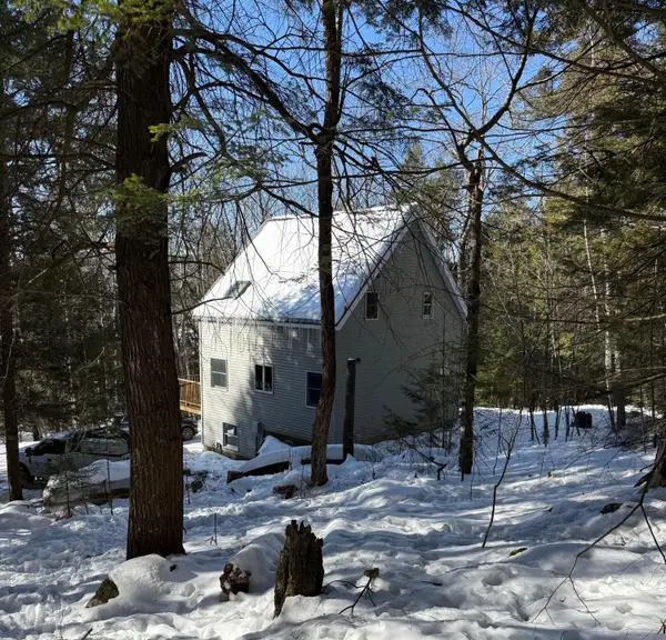 970 Lincolnville Avenue, Searsmont, ME 04973