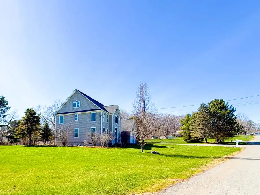 21 Longmeadow Drive, Veazie, ME 04401 - #3