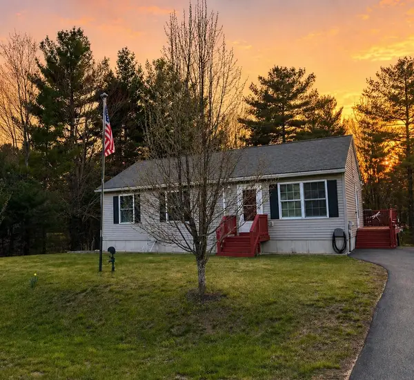 30 Natures Way, Standish, ME 04085