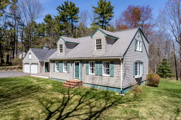7 Fayview Lane, North Yarmouth, ME 04097