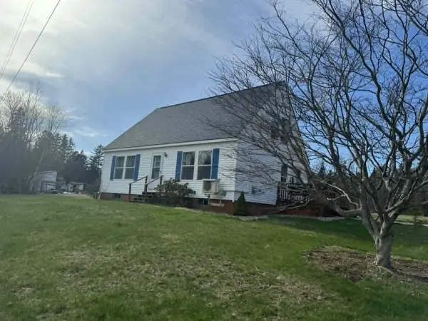 20 Damon Road, Stockton Springs, ME 04981