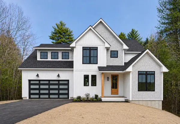 6 Leah Lane, Scarborough, ME 04074