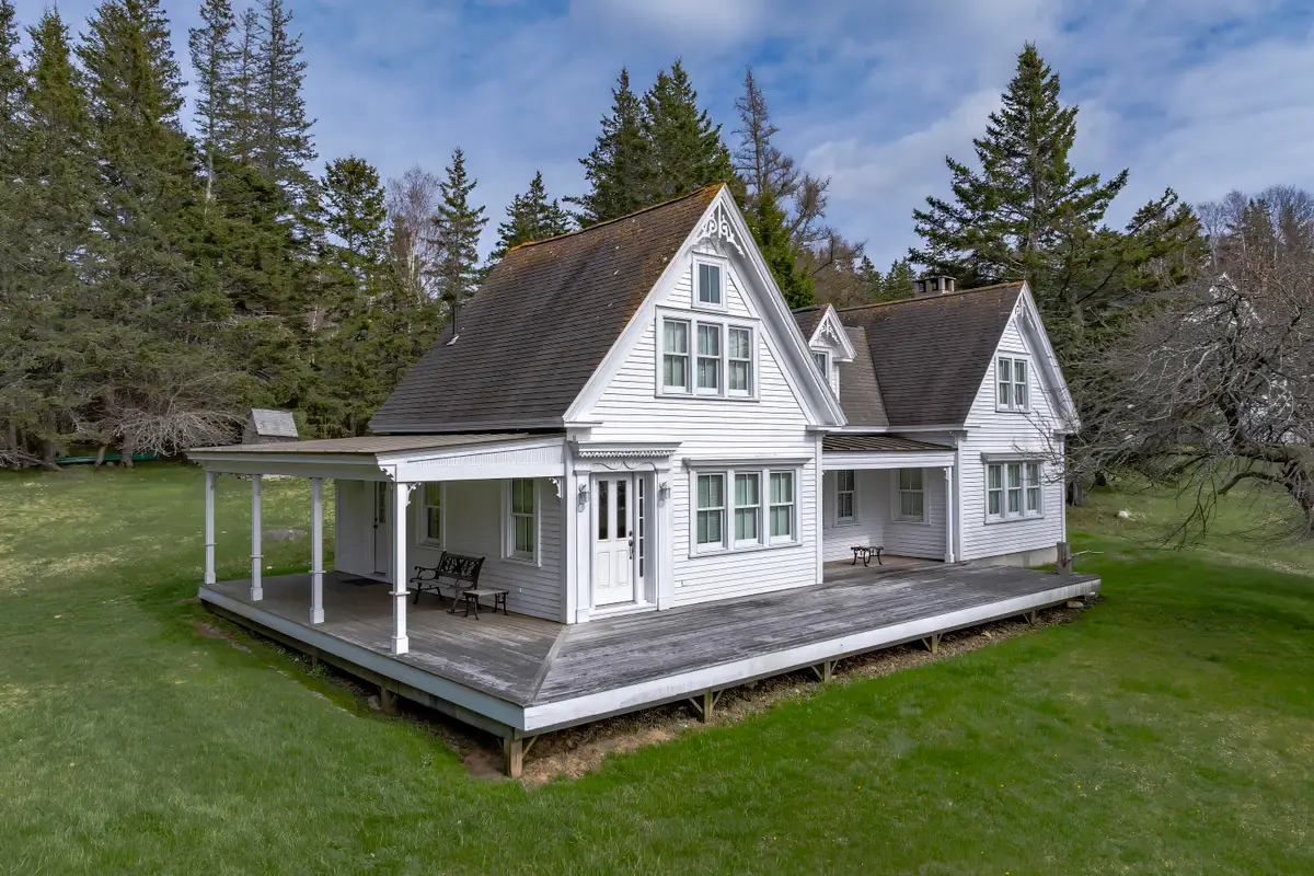 55 Ferry Road, Swans Island, ME 04685 - #1