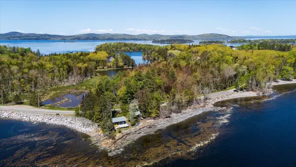 459 Main Road, Islesboro, ME 04848