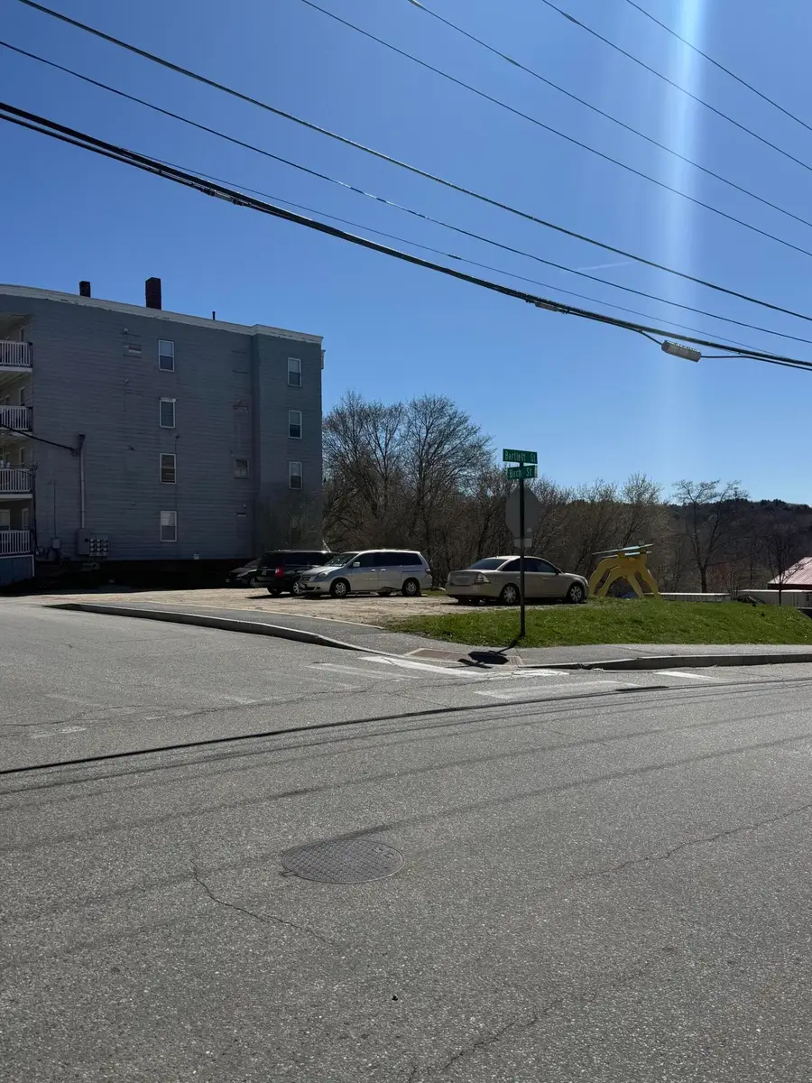 184 Bartlett Street, Lewiston, ME 04240 - #3
