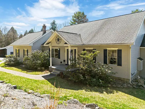 559 Sandy River Road, Fayette, ME 04349