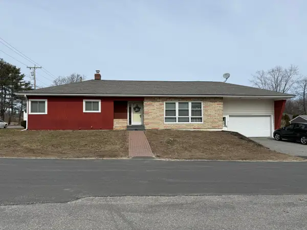 2 Nancy Street, Lewiston, ME 04240