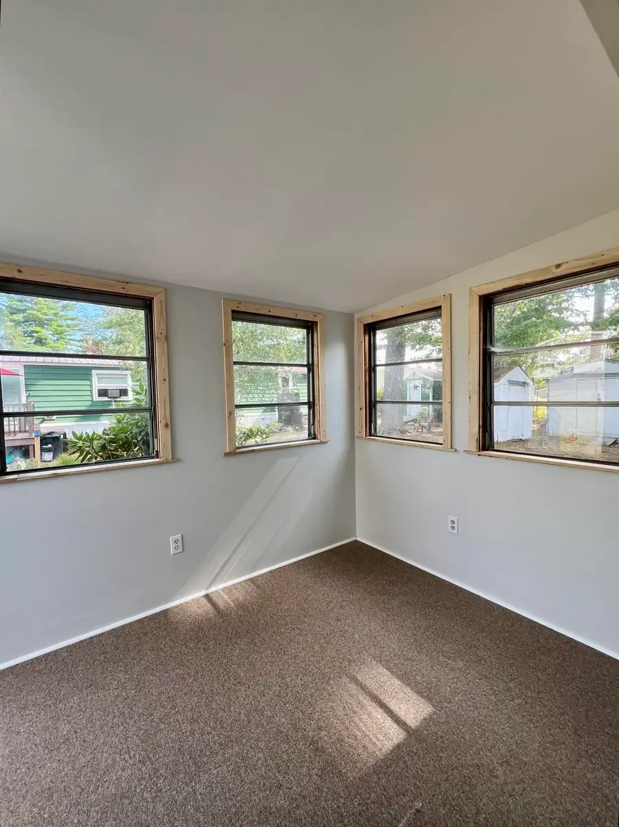 21 Holiday Lane, Standish, ME 04084 - #3