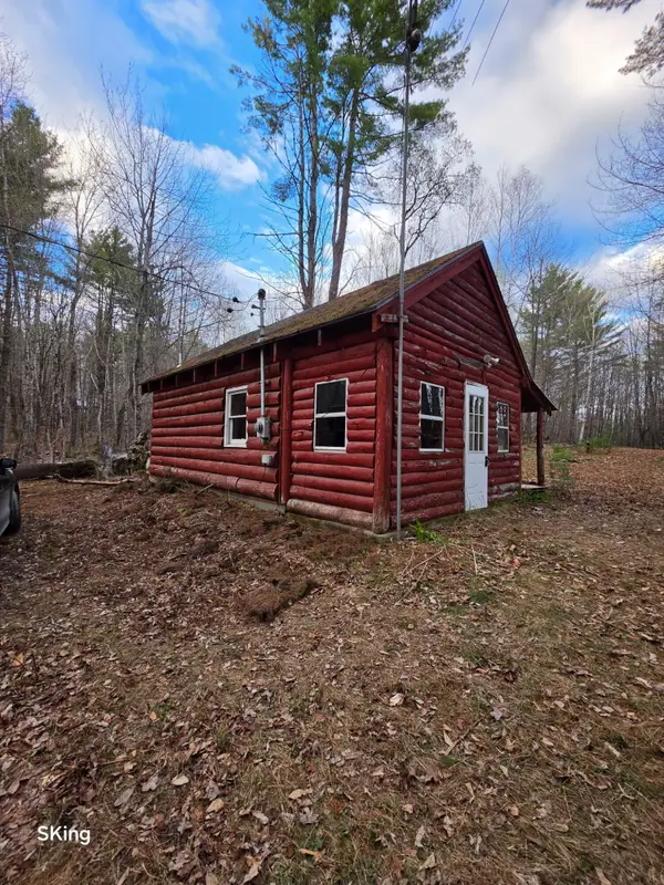 13 Mayhew Road, Starks, ME 04911