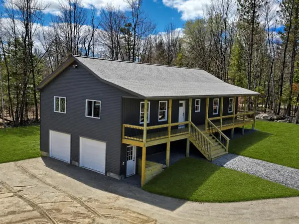 5 Holly Lane, Cornville, ME 04976